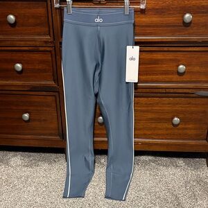 ALO Yoga Airlift High Waist Suit up Leggings